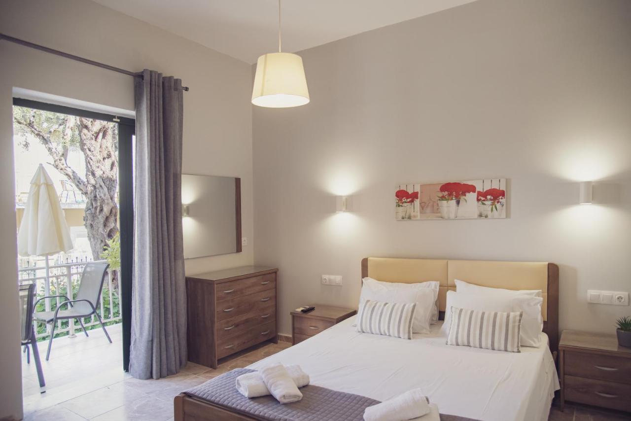 Maria Olga Apartments Benitses  Dış mekan fotoğraf